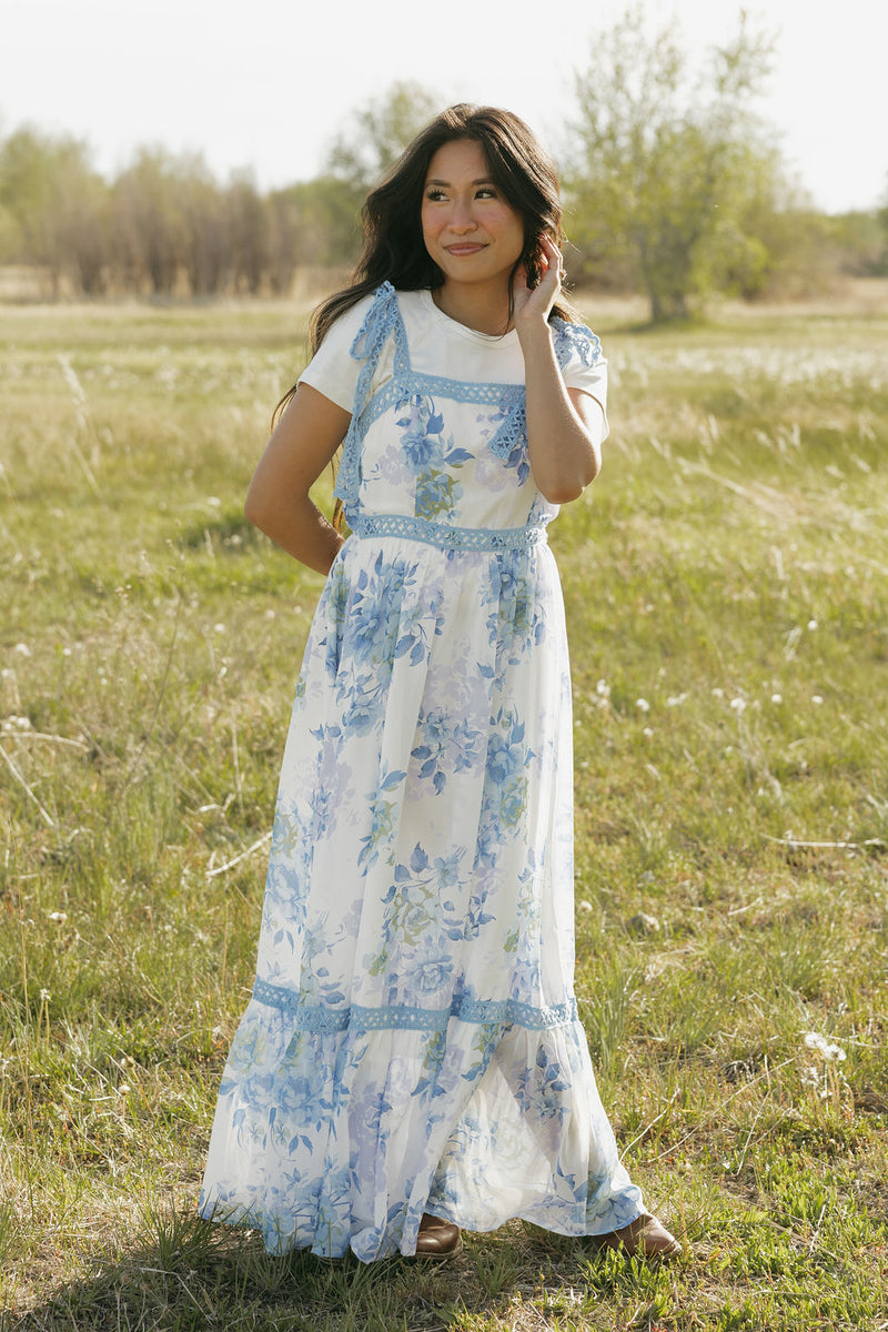 Savannah Dress-Blue Floral – Love Olive Co