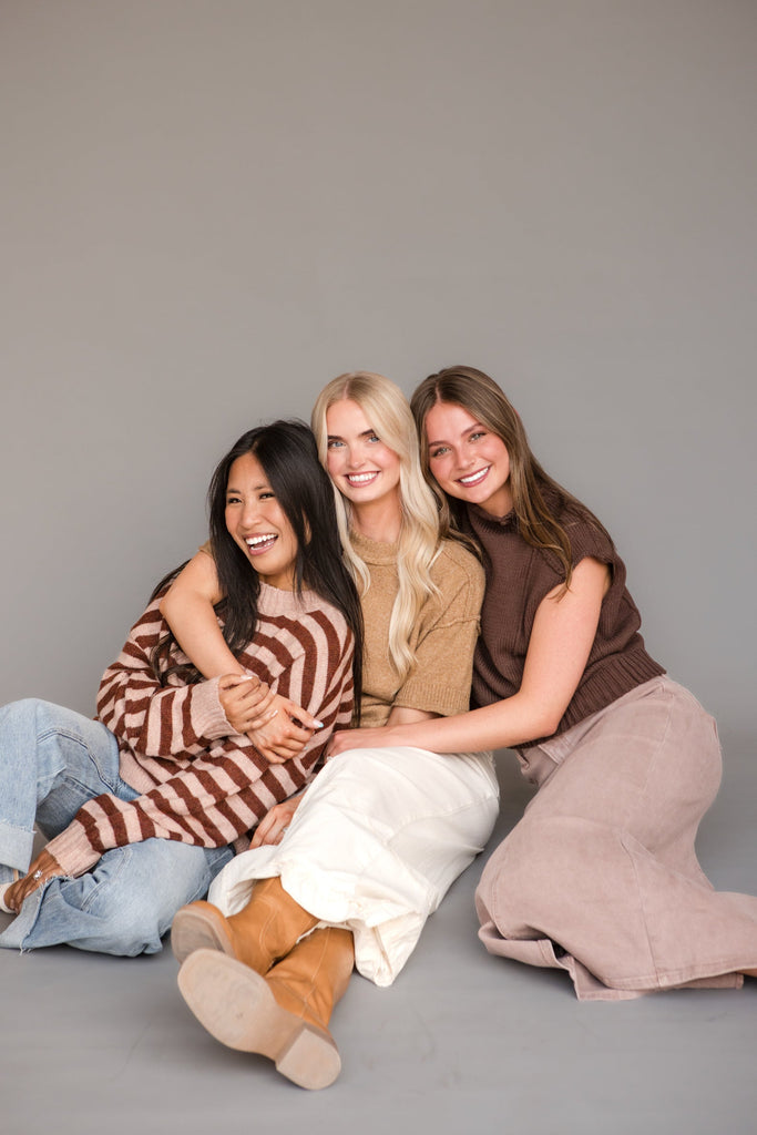 Essential Layering Pieces for Fall: How to Style Cozy Outfits