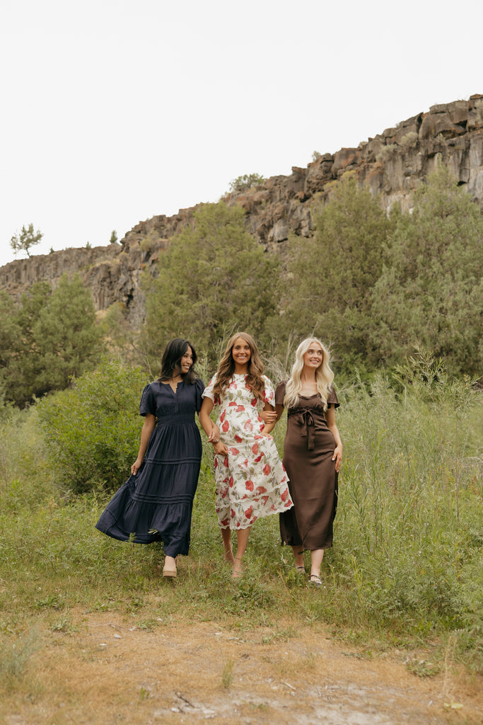 How to Build Your Fall Capsule Wardrobe: The Ultimate Modest Style Guide