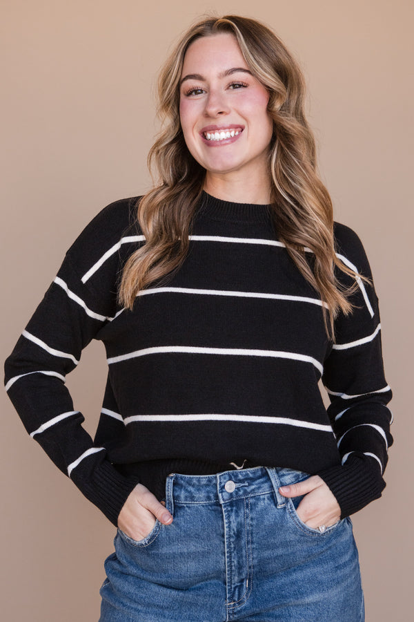 Vickie Sweater-Black/White