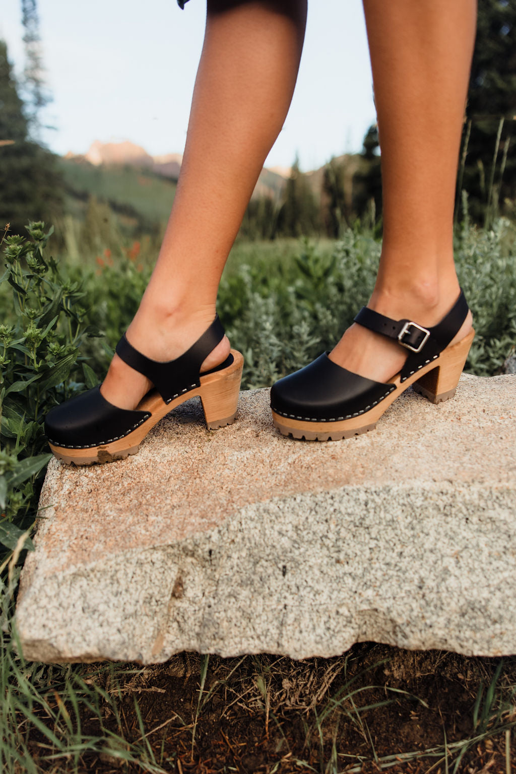 Mia Abba Clog: Stylish Comfort for Every Occasion