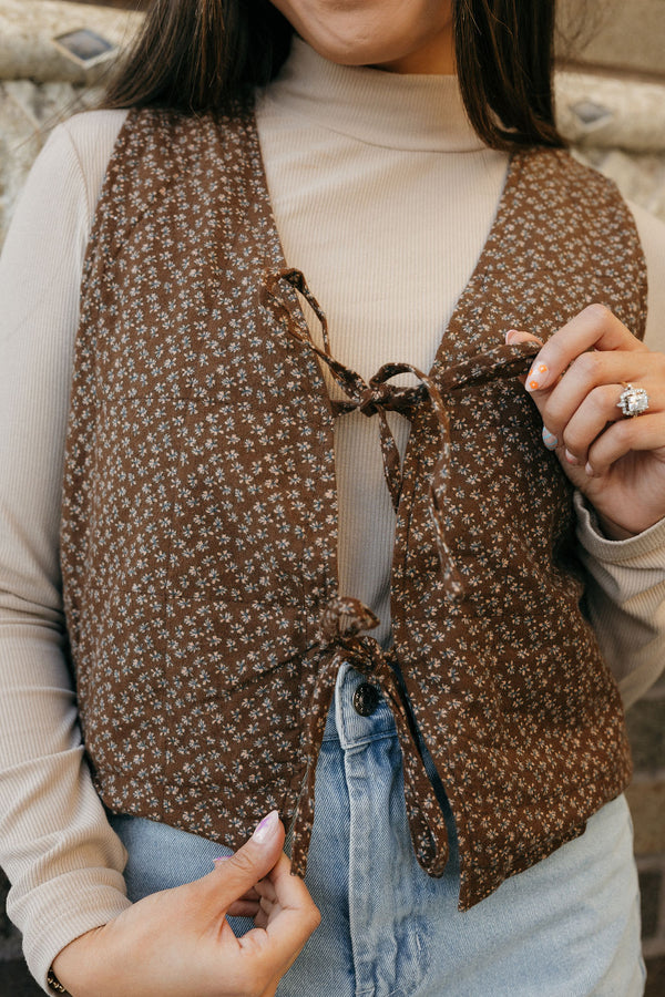 Lorretta Vest-Brown Floral