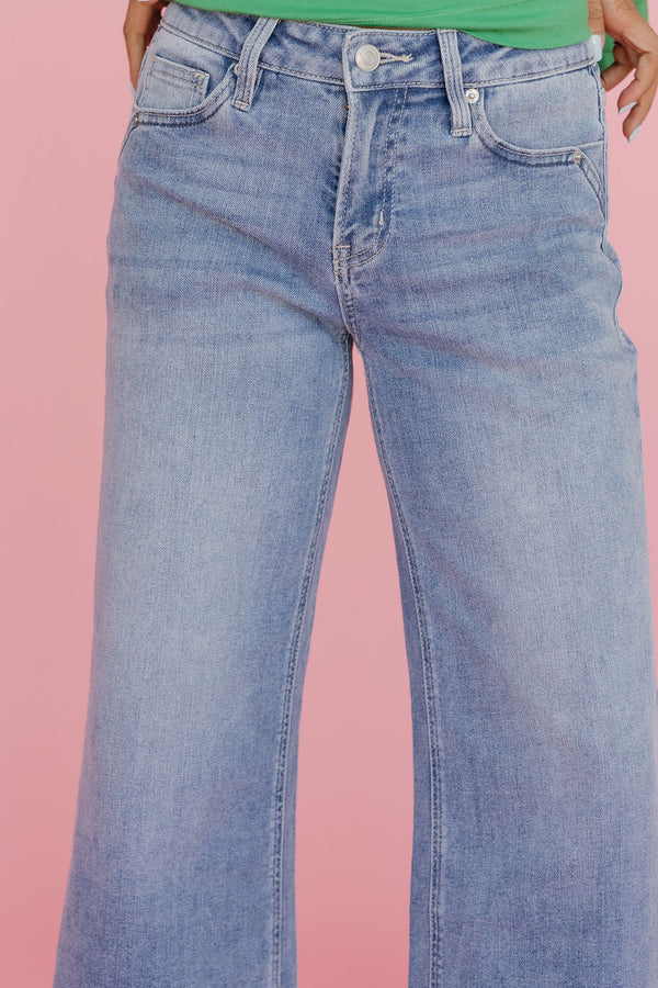 Briley Cropped Denim-Sky Blue