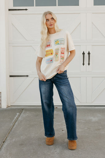 Spring Market Tee-White