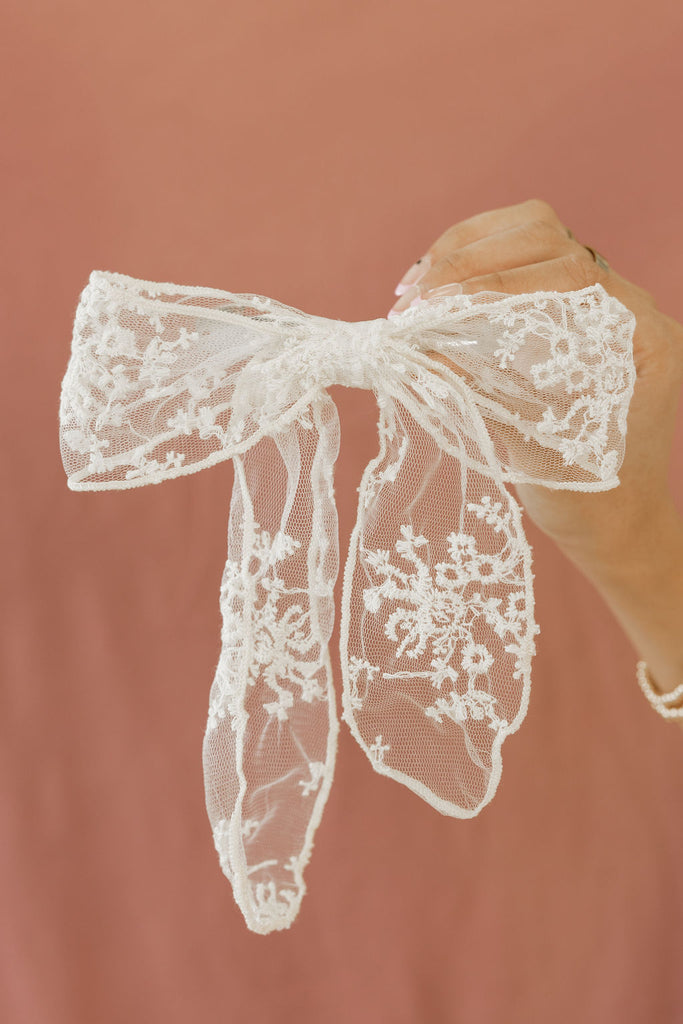 Lace Hair Bow-Ivory