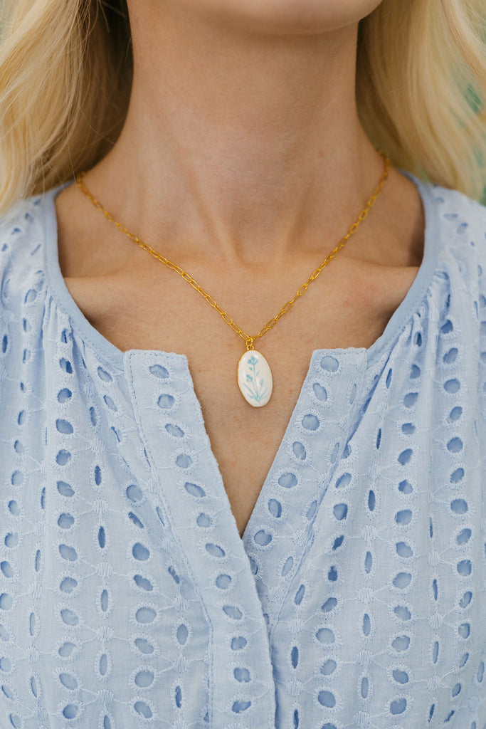 Vintage Flower Necklace-Gold/Multi