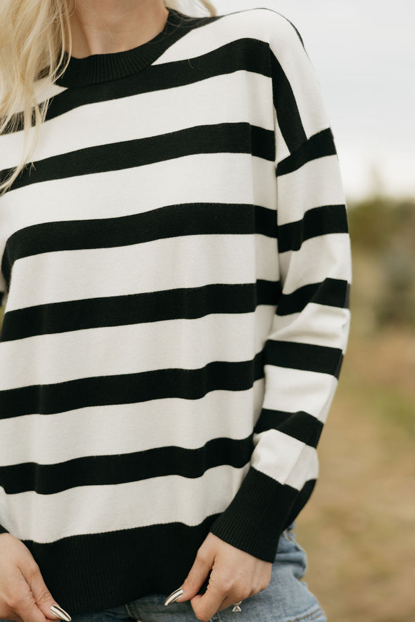 Robbie Sweater-Black/White