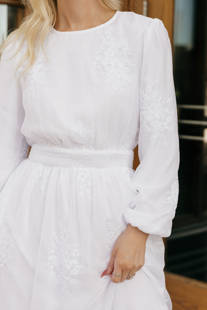 Petite Gwendolyn Dress-White