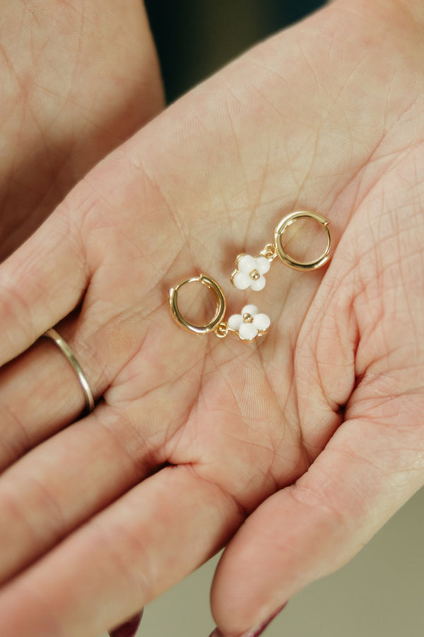 Louise Earrings-Gold