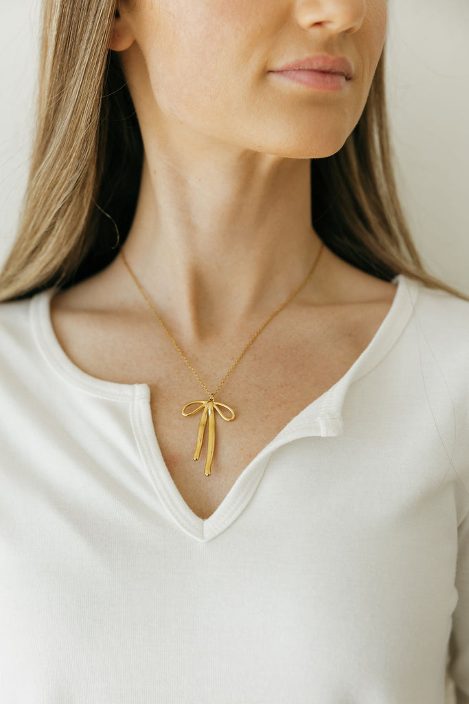 Darling Bow Necklace-Gold