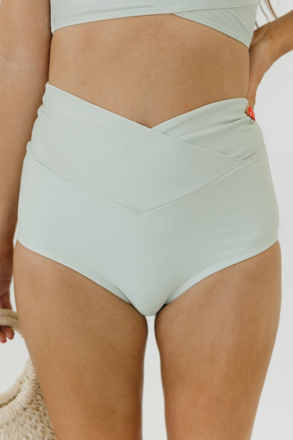 Coral Reef Vacationer Bottom-Sage
