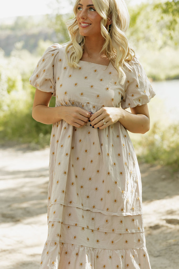 Grandview Dress-Tan Floral – Love Olive Co