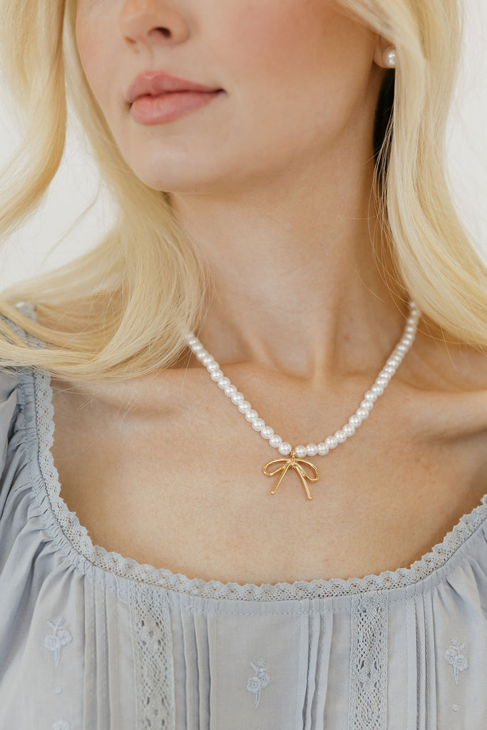Betty Bow Necklace-Gold