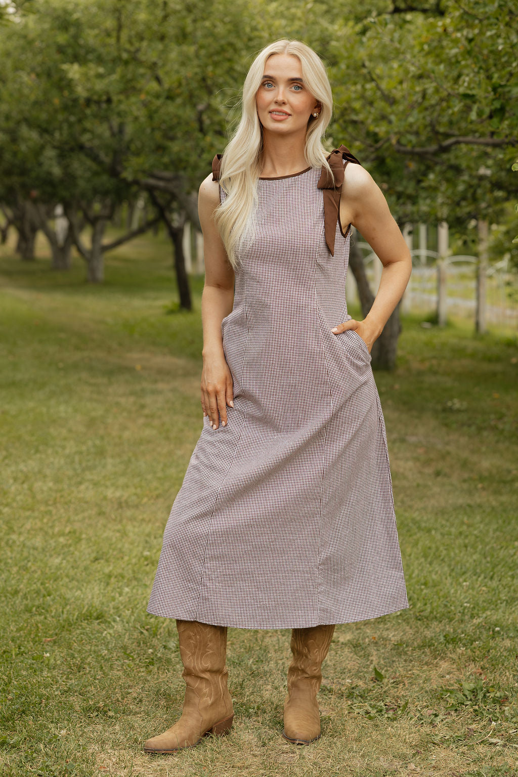 gingham fall dress Mabel Dress-Brown and a smocked ruffle occasionallyjenna on LTK Valentine’s Day 2022 Color:White 02